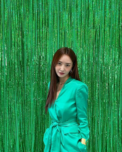 인스타그램 배우희 wearing PB027B